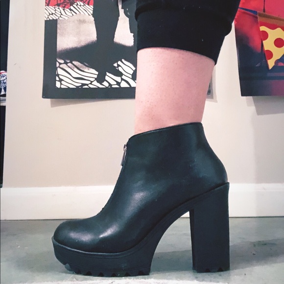 Shoes - chunky heel booties